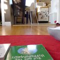 vid_car_book_track.avi