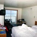 lincoln_city_room_2.jpg